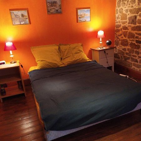 Maison En Granit Bleue Lanhelin Екстер'єр фото