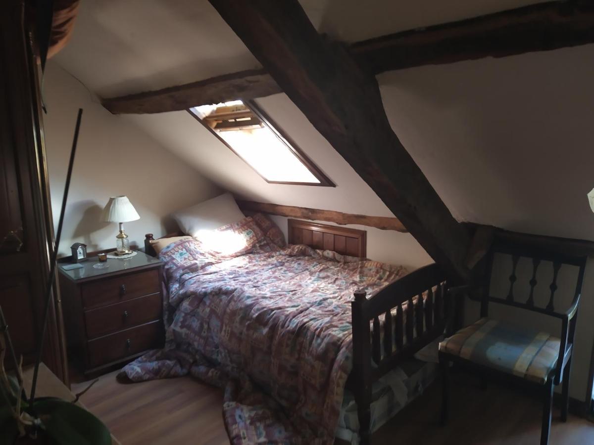 Maison En Granit Bleue Lanhelin Екстер'єр фото